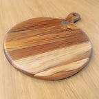 Tábua de Servir Áurea, cabo ergonômico, vista superior, Teca, Ponciano. 